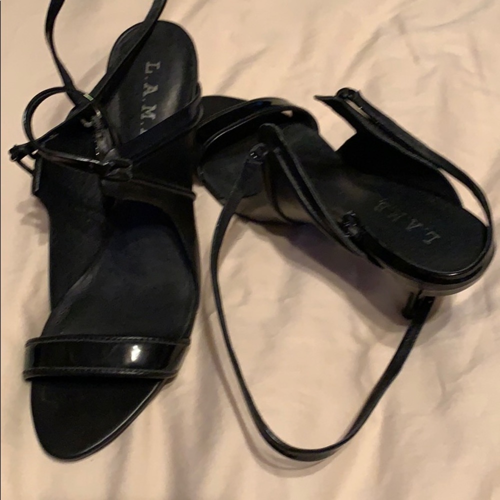 L.A.M.B black Angle traps